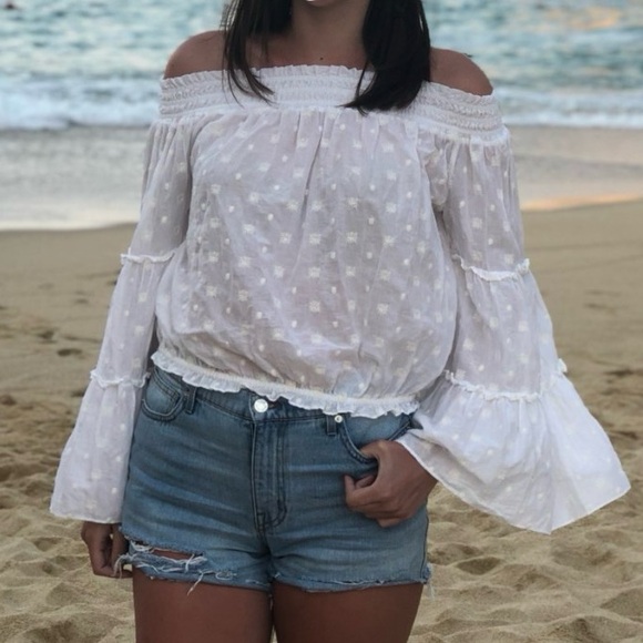 Off the Shoulder White Blouse - Picture 1 of 6